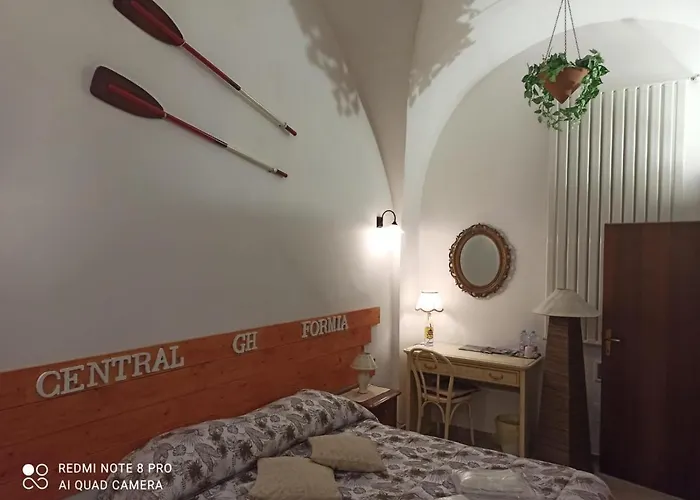 Πανσιόν Gh Φόρμια